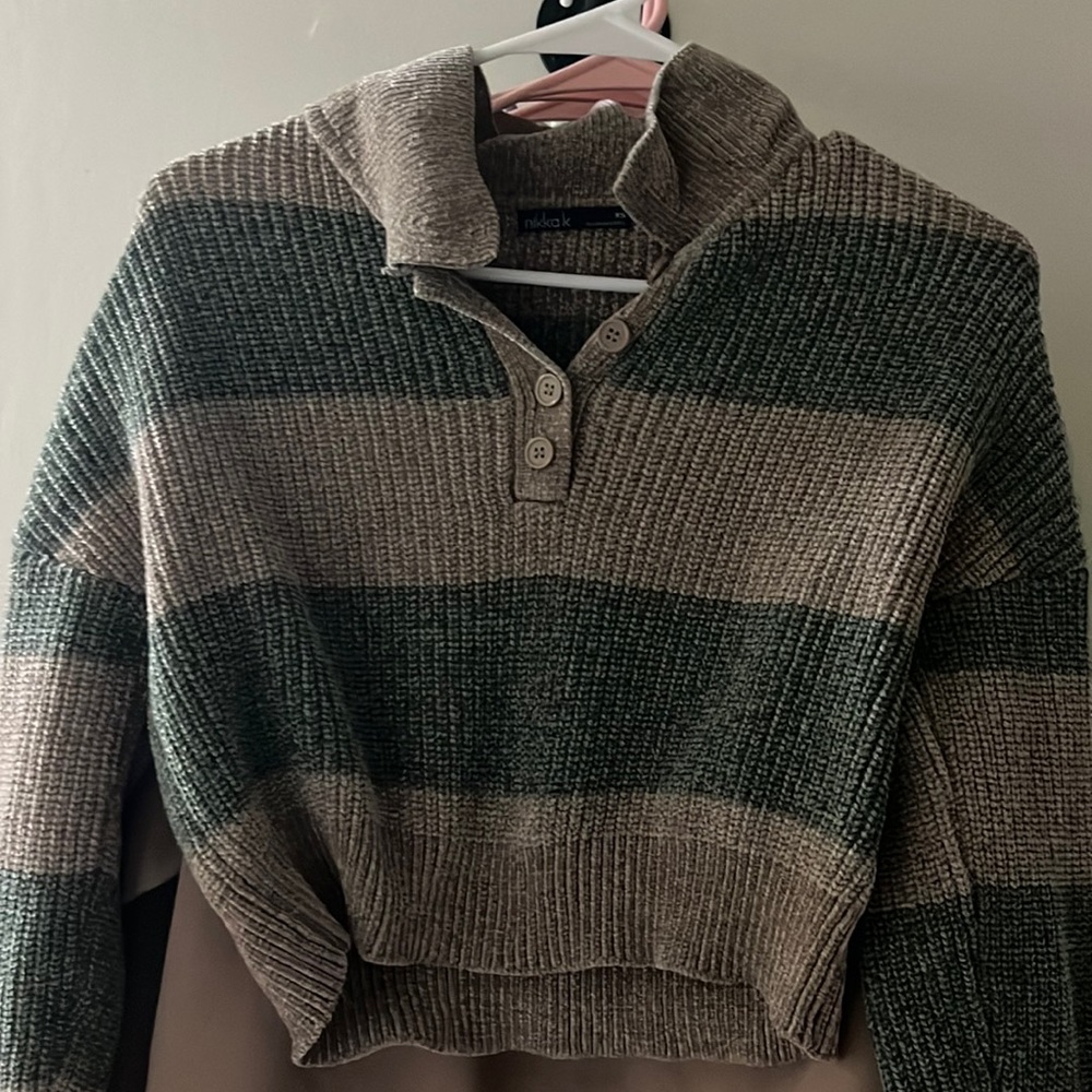 Crop polo